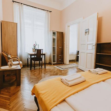 Budapest Folk Apartment 60Sm Spacious And Bright 외부 사진