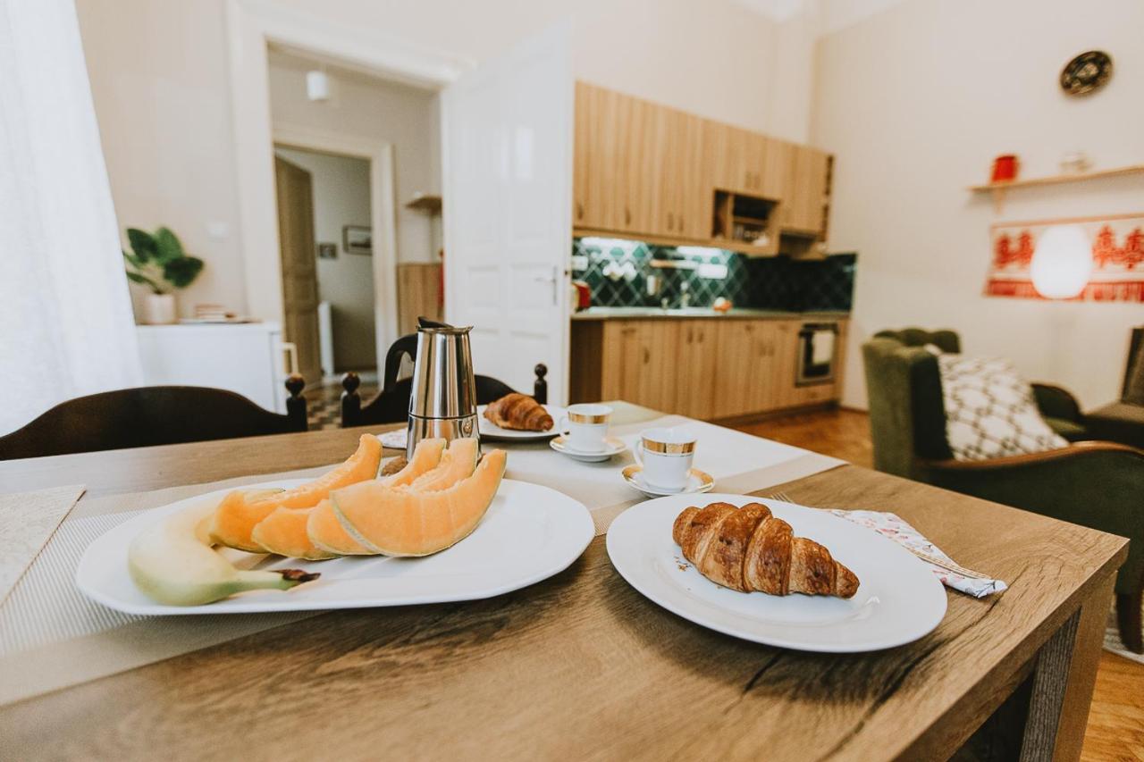 Budapest Folk Apartment 60Sm Spacious And Bright 외부 사진