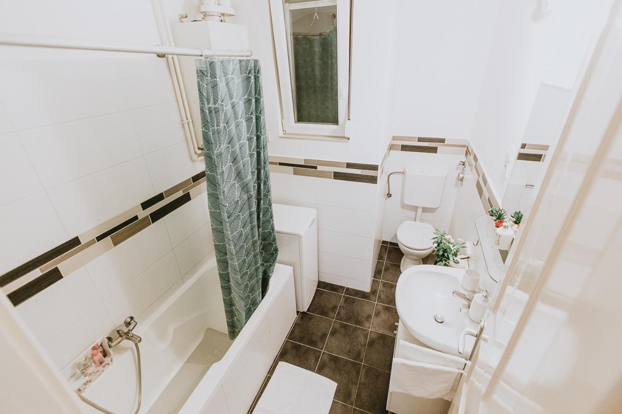 Budapest Folk Apartment 60Sm Spacious And Bright 외부 사진