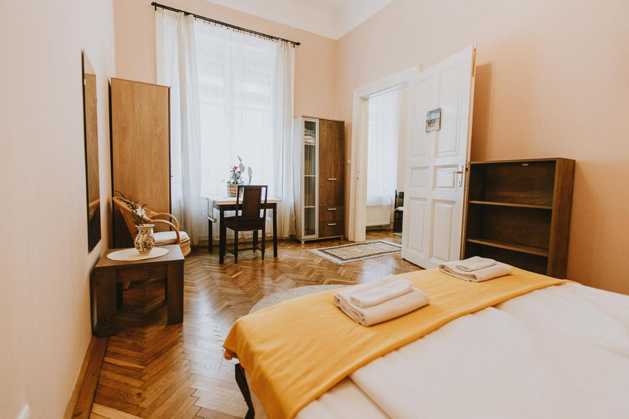 Budapest Folk Apartment 60Sm Spacious And Bright 외부 사진