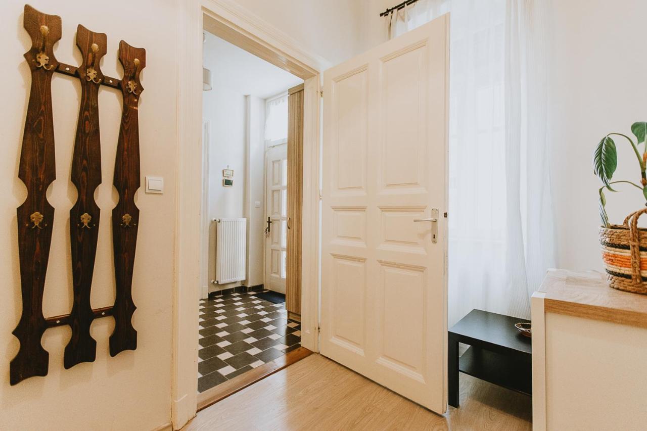 Budapest Folk Apartment 60Sm Spacious And Bright 외부 사진