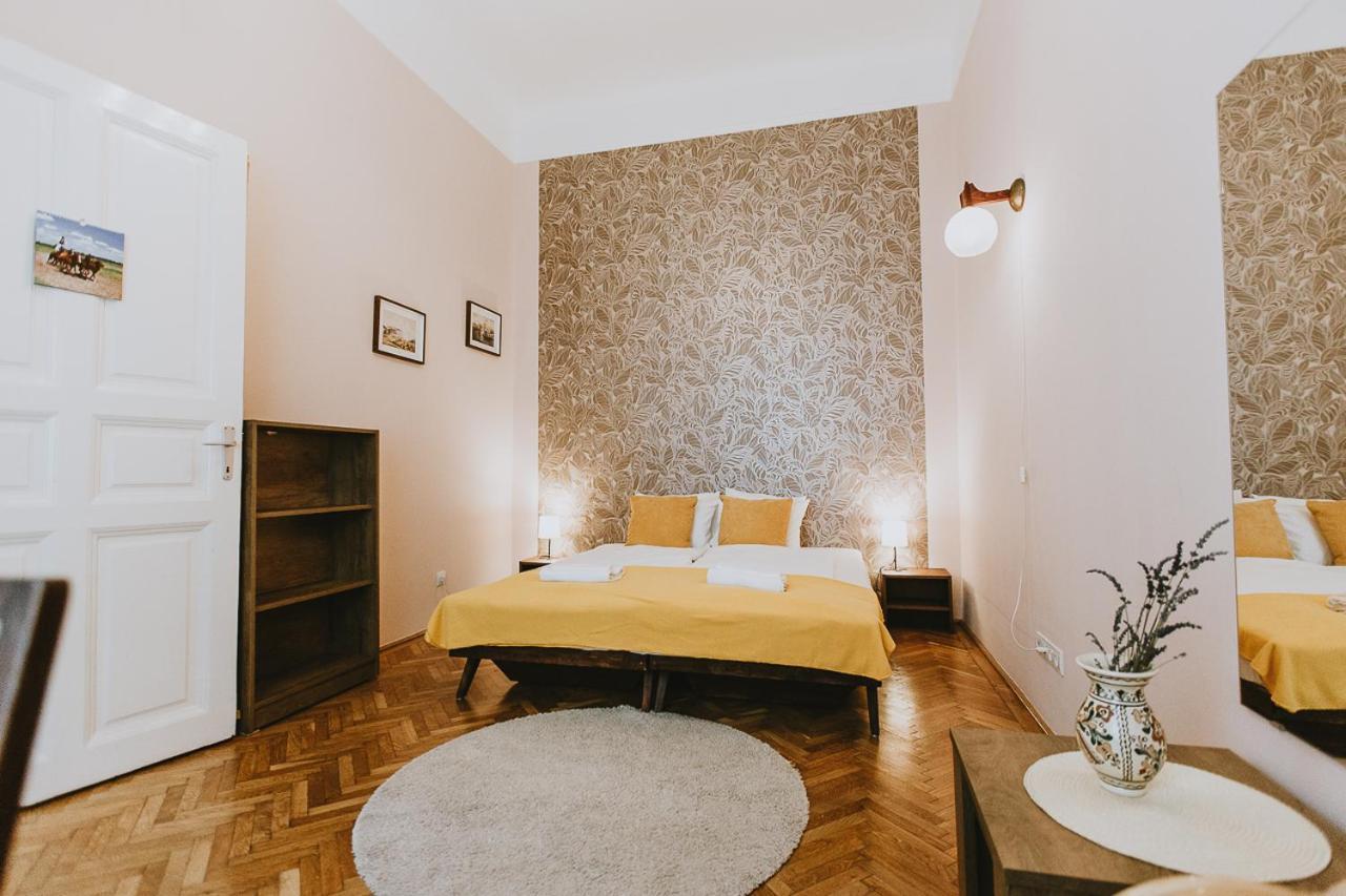 Budapest Folk Apartment 60Sm Spacious And Bright 외부 사진